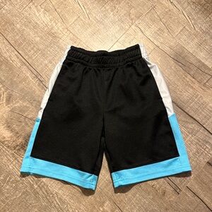 5/$15 Garanimals Black Kids Shorts with White Tag Accent size 6